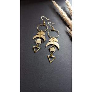 Modelo 14 Premium Hecho a Mano, Elegante Diseño de Cobre y Latón de Tendencia para Accesorios de Moda, Joyería de Cristal Duradera y Ecológica - Product Image 6