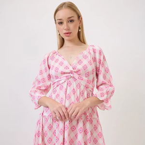 Robe midi évasée à col en V, taille élastiquée, imprimé floral, manches évasées surdimensionnées, 100% Georgette, lavable, meilleur prix - Product Image 1