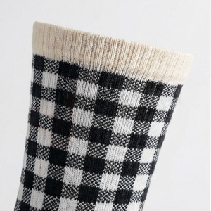Calcetines de Hombre de Cinco Dedos Personalizados de Alta Calidad con Color y Logotipo Personalizados para Uso Invernal, Diseño Atlético Transpirable de Cinco Dedos Tejidos - Product Image 5