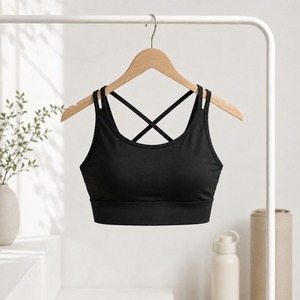 Soutien-gorge de sport noir, haut de sport noir, haut de fitness noir, soutien-gorge de fitness pour l'entraînement, soutien-gorge de yoga, crop top de sport, crop top d'entraînement - Product Image 2