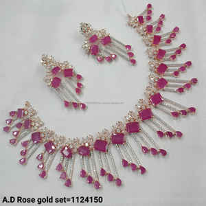 Ensemble de bijoux de mariée en diamant américain classique Collier et boucles d'oreilles en deux pièces pour mariage Style classique à la mode - Product Image 4