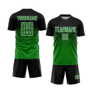 Uniformes de football personnalisés imprimés par sublimation, légers, respirants, à séchage rapide, vente en gros, prix bas, qualité économique - Product Image 1