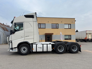 VO LVO FH 540 2017 D'OCCASION 738300 KM 738,300KM 460HP 10,837CCM DIESEL EURO6 AUTOMATIQUE 6X4 TRANSMISSION - Product Image 3