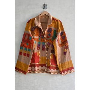 Chaqueta Boho Floral de Algodón Ecológico, Acolchada, Transpirable, Bordada con Khambadiya, Hecha a Mano en India, Estilo Vintage, para Mujer - Product Image 1