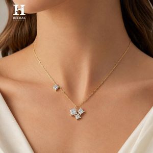Pendentif en diamant en forme de princesse personnalisé en gros, collier minimaliste en or, bijoux fins certifiés IGI/GIA - Product Image 4