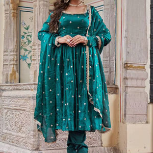 Lanzamiento del Nuevo Conjunto de Pantalón y Dupatta de Seda Fendy, Diseño Elegante para Fiestas - Product Image 1