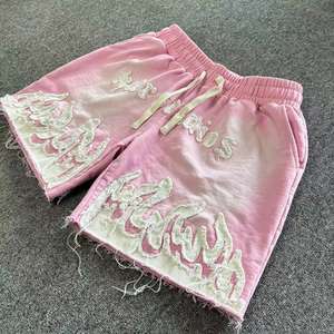 Nouvel Arrivage Short rose délavé à l'acide à bords bruts avec appliqué personnalisé, short à cordon de serrage, short en molleton oversize style hip-hop - Product Image 3
