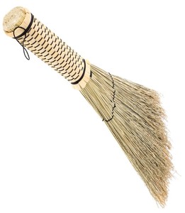 Ensemble écologique de 2 balais en herbe naturelle faits à la main du Vietnam, balai traditionnel en paille pour le nettoyage du jardin - Product Image 3