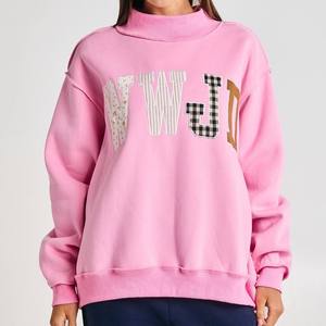 Sudadera de cuello alto con logo personalizado al por mayor para mujer, con rayas, lunares y letras bordadas, de manga larga y corte oversize - Product Image 3