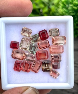 <b>Top</b>-Grade Natural Oregon Sunstone Lot Available Brilliantly cut, clean stones, color range — reds, greens, <b>peach</b>,champagne&Bio. - Product Image 1
