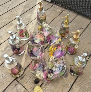 Juego de Accesorios de Baño Ecológicos Decorativos con Flores Secas en Resina Epoxi Transparente, Accesorio Flotante en Movimiento, Juego de Almacenamiento para Tocador 3D Pintado a Mano - Product Image 6