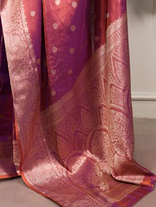 Sari ethnique traditionnel indien en tissage Zari pour les occasions de mariage et les événements festifs pour femmes, tenue élégante et tendance - Product Image 3