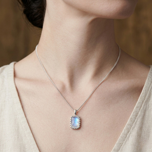 Piedra lunar arcoíris en plata de ley 925, colgante octogonal plateado para la fabricación de joyas, colgante de piedra tallada para la creación de joyas. - Product Image 6