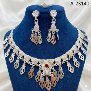 Conjunto de collar y aretes de flores chapados en oro para mujer, joyería clásica para boda A-23135 - Product Image 6