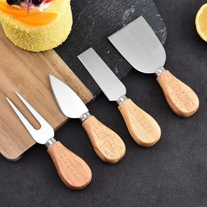 Juego de Cuchillos para Queso de Acero Inoxidable con Diseño Floral Moderno, Mango con Acabado Espejo Dorado, Resistentes al Óxido, Utensilios para Servir en Fiestas - Product Image 5