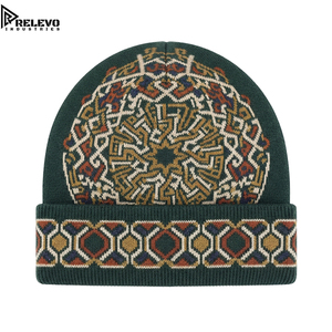 Casquette de cyclisme unisexe pour adultes de haute qualité en Spandex/Polyester avec impression par sublimation, vert forêt, à revers plié, style bonnet. - Product Image 1