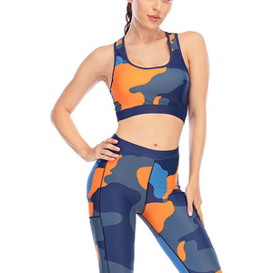 Sujetador deportivo sin costuras para mujer, transpirable, con logo frontal, de alto impacto, para yoga, fitness y entrenamiento. - Product Image 3