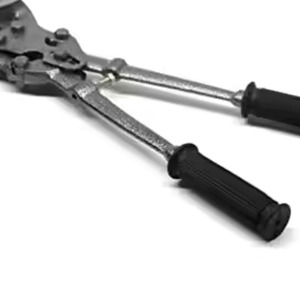 Ensemble d'instruments vétérinaires professionnels avec construction en acier inoxydable durable pour les soins des animaux, instruments de castration - Product Image 2
