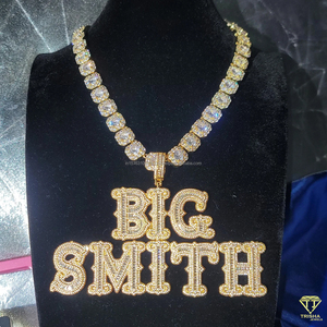 จี้เพชรโมอิสซาไนต์พรีเมียม "BIG SMITH" พร้อมสร้อยเทนนิสแบบฝังเพชรเต็มเส้น เครื่องประดับฮิปฮอป ขายส่ง - Product Image 1