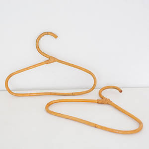 Venta al por mayor precio más barato percha de ropa de ratán perchas naturales sostenibles para Lencería traje de baño ropa interior - Product Image 6