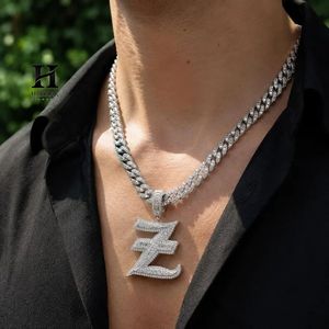 Pendentif personnalisé en gros avec nom, collier initial 3D serti de diamants baguette, pendentif hip-hop lettre gothique personnalisée - Product Image 2