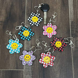 Porte-clés en cuir à carreaux noir et blanc, très tendance, nouveau, en cuir véritable, design personnalisé, souvenir, cadeau, unisexe - Product Image 5