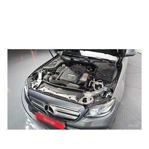 Mercedes-Benz Classe E E300 4MATIC Avantgarde Juin 2019 58 832 km Boîte de vitesses automatique Volant à gauche Sièges en cuir Caméra de recul - Product Image 6