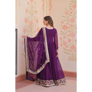 Robe en Georgette à fleurs artificielles brodée avec dupatta pour femmes - Product Image 3