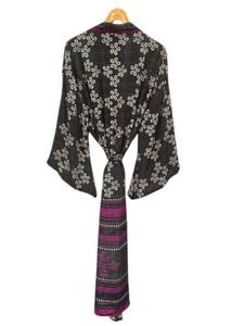 Robe kimono de luxe en soie patchwork, cache-maillot de bain, tenue de nuit, longue robe, kimono indien vintage fait main en soie de sari recyclée - Product Image 3