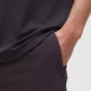 Shorts de sport de compression athlétiques pour hommes, brodés du logo en cristal, séchage rapide, maille respirante, taille mi-haute - Product Image 5