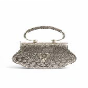 Cartera ovalada de metal de latón dorado antiguo con fina grabatura circular concéntrica y un gran asa redonda. A precios de mayorista. - Product Image 2