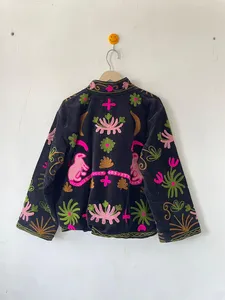 Chaqueta Bordada Floral Hecha a Mano para Mujer, Chaqueta Corta de Terciopelo Azul Marino Oscuro, Estilo Boho, Kimono de Noche - Product Image 4