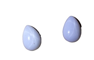 Zafiro Estrella Blanco Opaco en Forma de Pera de 9x13 mm, 4.5 Quilates, Creado en Laboratorio, Cabujón Pulido de 6 Rayos y 4 mm de Altura para Joyería - Product Image 3