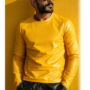T-shirt à manches longues en cuir PU brillant de haute qualité pour homme - Style décontracté urbain, respirant, écologique, coupe classique pour l'hiver - Product Image 1