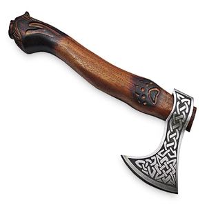 Hache Viking artisanale en acier industriel à haute teneur en carbone, manche en bois de rose, étui en cuir, 1,5 kg, personnalisable, multi-usages - Product Image 3