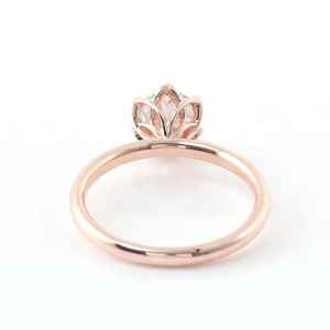 Anillo sorpresa floral con diamante cultivado en laboratorio de corte redondo para mujer, oro rosa de 14 quilates, formas de flores finas, regalo de promesa para novias - Product Image 2
