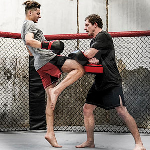 Gants de boxe en cuir de qualité supérieure, dernière conception, pour l'entraînement au combat - Product Image 5