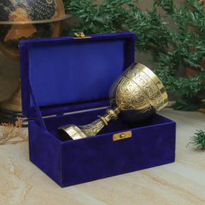 Calice en laiton gravé à la main, coupe à vin décorative, boîte en velours, style antique, cadeau pour collectionneurs, anniversaire de mariage - Product Image 5