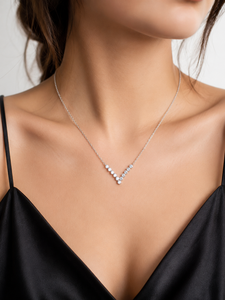 Collier pendentif en or blanc 14 carats avec diamant brillant de laboratoire, chaîne serpent minimaliste pour femme, plaqué rhodium, pour mariage et soirée - Product Image 1