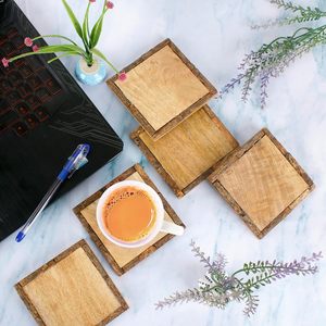 Ensemble de sous-verres en bois bohème faits à la main avec forme et diamètre personnalisés, lavables et non toxiques, boîte cadeau pour une utilisation en cuisine - Product Image 1