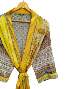 Robes kimono patchwork pour elle, vêtements de nuit, robe longue, kimono en soie sari recyclée vintage indienne fait main - Product Image 3