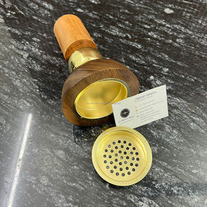 Elegante Quemador de Incienso de Madera y Metal con Bola Dorada en el Centro, Decoración Religiosa de Aromaterapia, Hecho a Mano, para Hogar u Oficina, India, 8x8x8cm, para Todas las Temporadas - Product Image 4