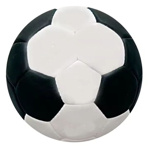 Ballon de handball bicolore en PU, professionnel, pour matchs en salle et en extérieur, entraînement, sac en filet pliable imprimé sur mesure, vente en gros - Product Image 4