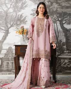 Conjunto de Salwar Kameez bordado con Dupatta |   Ropa Étnica Tradicional India y Pakistaní para Mujer - Product Image 1