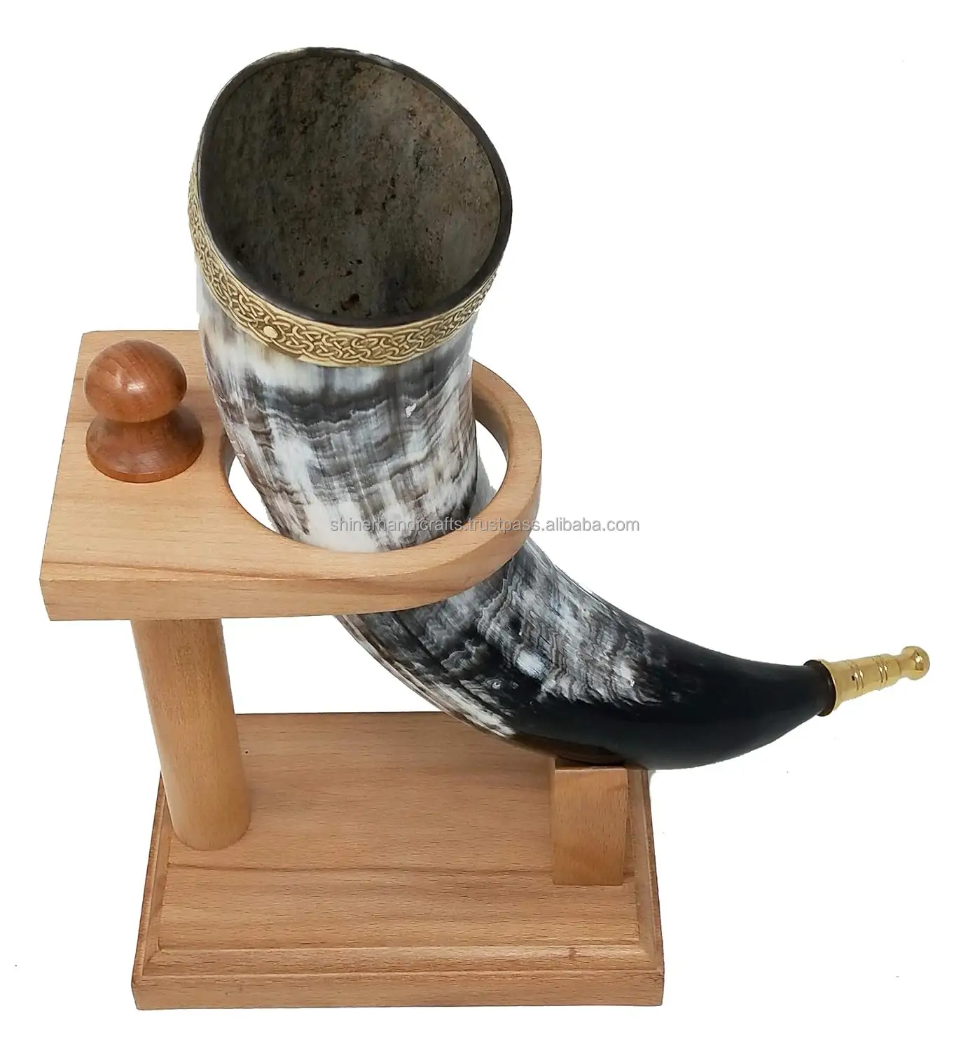 Grand cor à boire Viking avec support en bois 15-20 Oz Corne de boeuf naturelle | Cadeau de bière unique pour hommes et femmes Accessoires de décoration intérieure