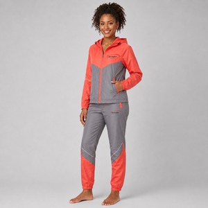 Latest <b>Women</b> <b>Windbreaker</b> Tracksuit Comfortable Breathable Eco Friendly Top Quality Custom <b>Women</b> <b>Windbreaker</b> Tracksuit Sets - Product Image 4