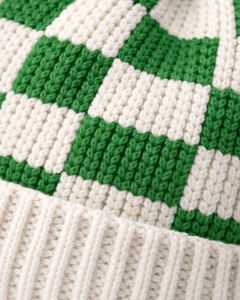 Gorro de Punto Personalizado a Cuadros Verde y Blanco, Gorro de Invierno Cálido con Pompón, Gorro de Punto Grueso Unisex, Gorro con Logo Personalizado, Proveedor OEM - Product Image 6