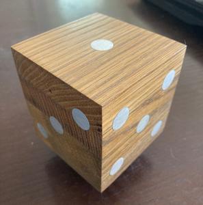 Dados Poliédricos de Madera Hechos a Mano, Juego de 7 Piezas Premium Coleccionable, Ecológico, para Juegos de Rol de Mesa como Dungeons & Dragons y Fantasía - Product Image 1