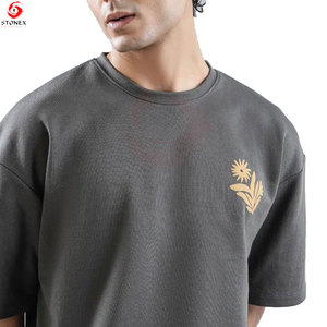เสื้อยืดทรงบ็อกซ์โอเวอร์ไซส์สำหรับผู้ชาย เนื้อผ้านุ่ม ระบายอากาศได้ดี ผลิตจากผ้าฝ้ายเป็นมิตรกับสิ่งแวดล้อม ดีไซน์สั่งทำได้ สไตล์สตรีทแวร์ เสื้อผ้าลำลองสำหรับฤดูร้อน แบรนด์แฟชั่น - Product Image 4