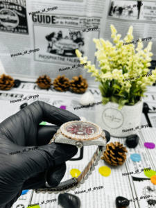 นาฬิกาหน้าปัดทรงกลมประดับเพชร VVS Lab Grown บนขอบตัวเรือนสแตนเลสสตีล - Product Image 2